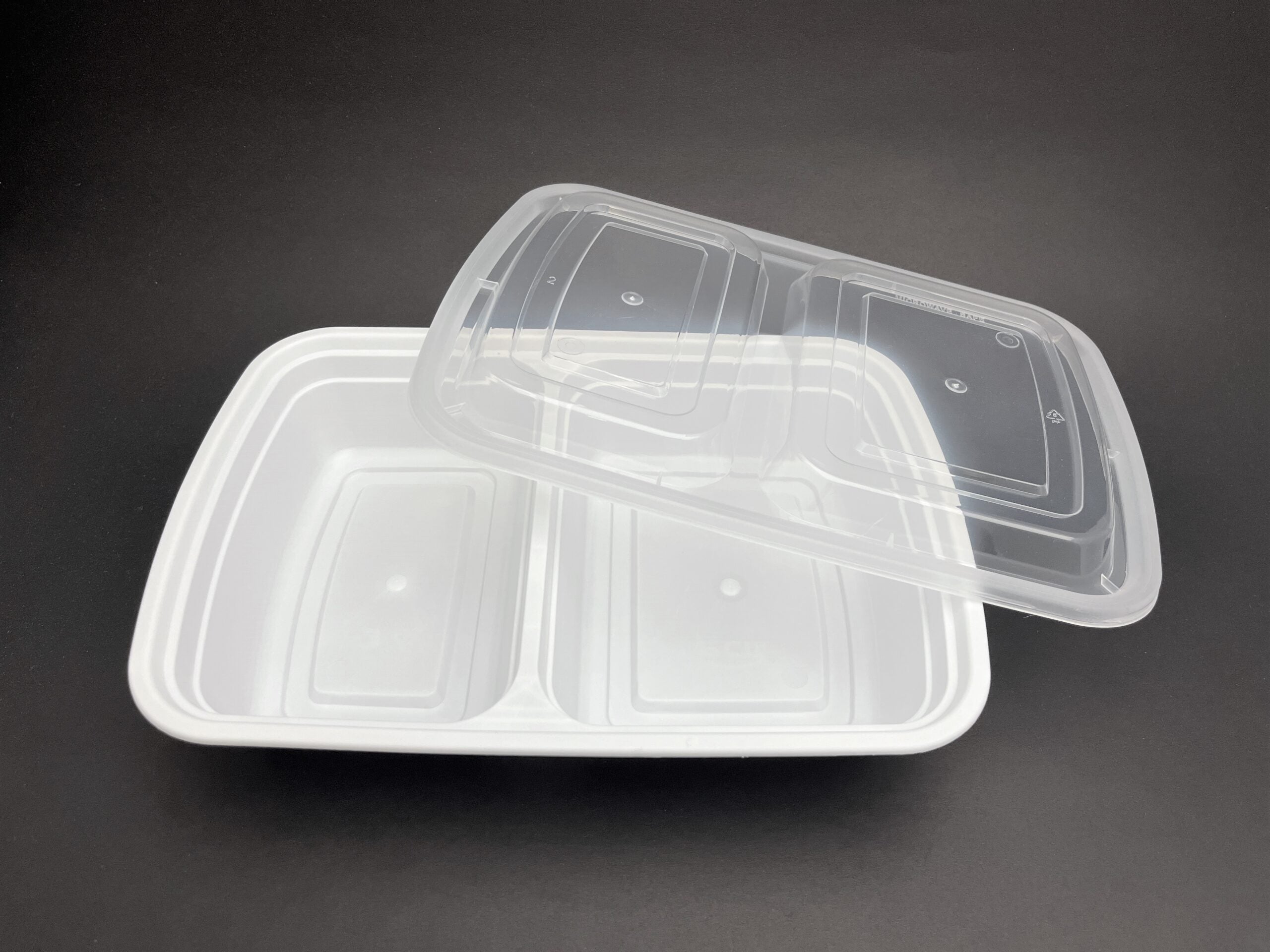 PCM Pak - 2 Oz Rectangular Container with 2 compartment and Lids Combo Pack, 150/case - PCMDT32B